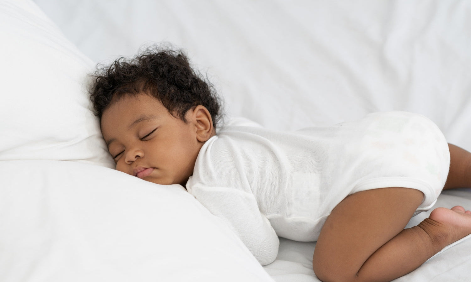 Zipster Blog-The Pros and Cons of Using a White Noise Machine in Your Baby's Room