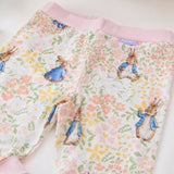 Kinder PJ Peter Rabbit Wiese Hopper