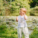 Übergroßes T-Shirt für Kinder Weißer Fischstapel