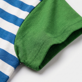 Détail de la manche du t-shirt rayé à col ras du cou pour enfant « Move » de Miffy