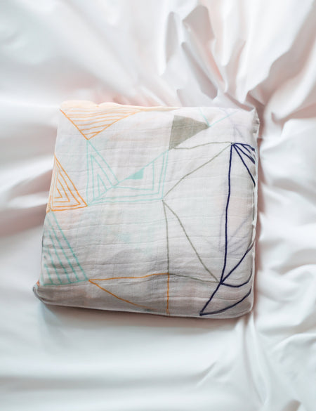 Geometric Large Muslin Blanket