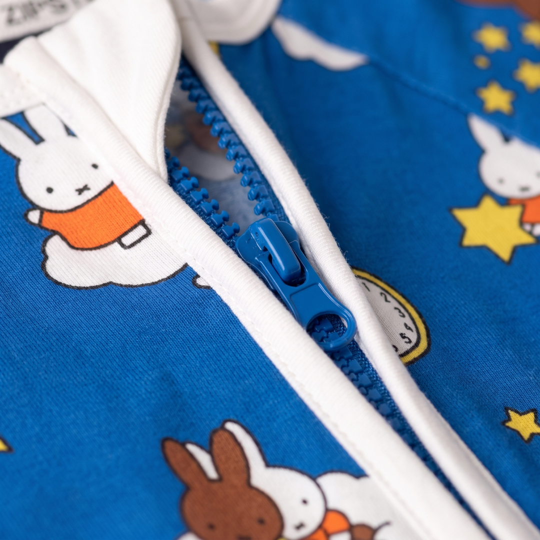 Fermeture éclair à double sens sur le ZIPSTER x Miffy, en bambou, de la collection Starry Sleep